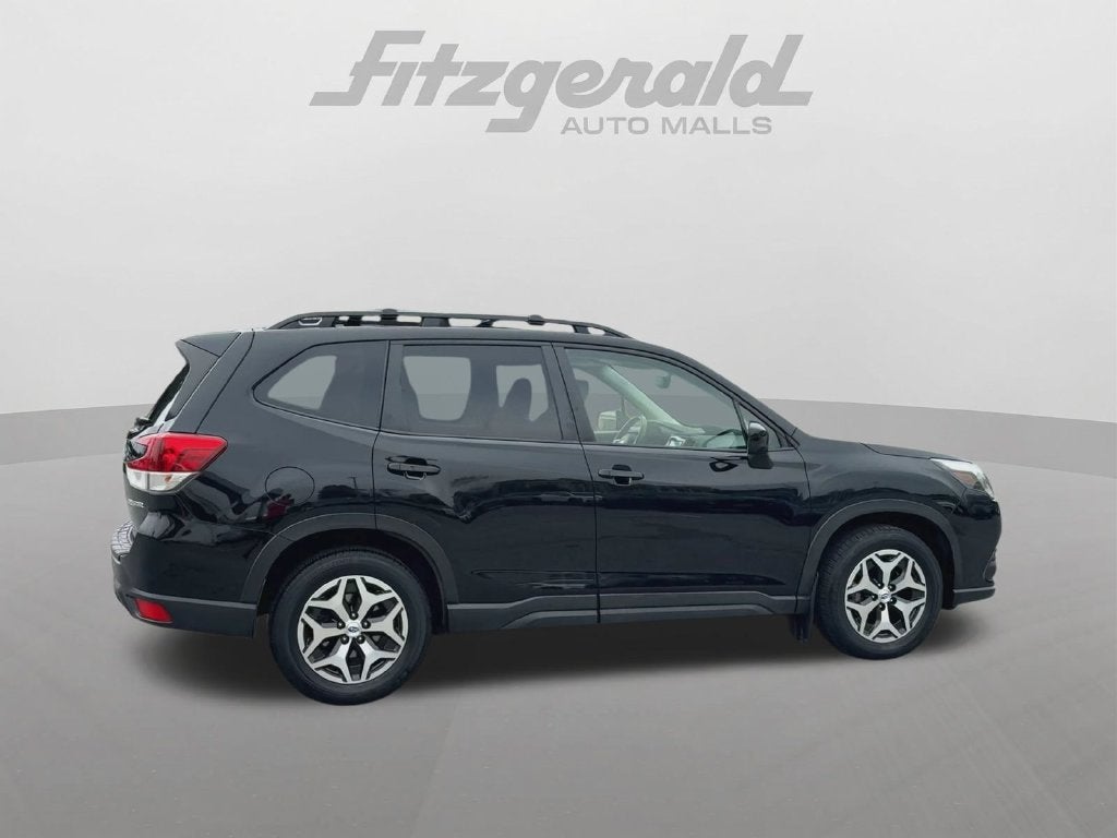 2024 Subaru Forester Premium