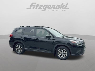 2024 Subaru Forester Premium
