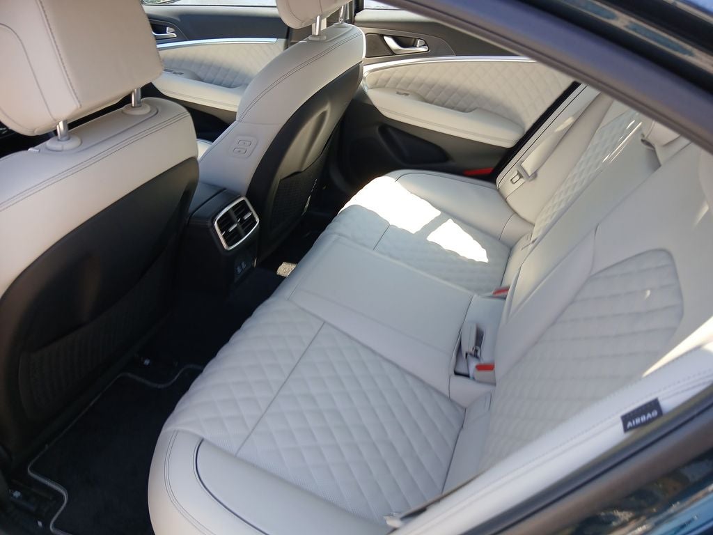 2025 Genesis G70 3.3T Sport Advanced