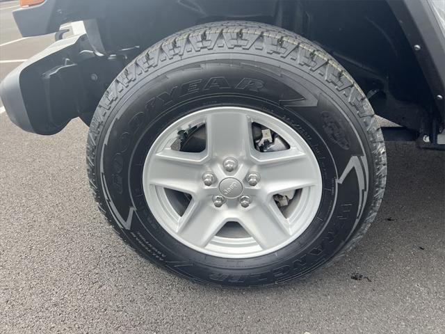 2022 Jeep Gladiator Sport