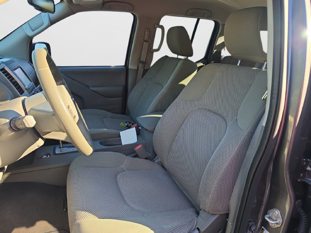 2021 Nissan Frontier SV