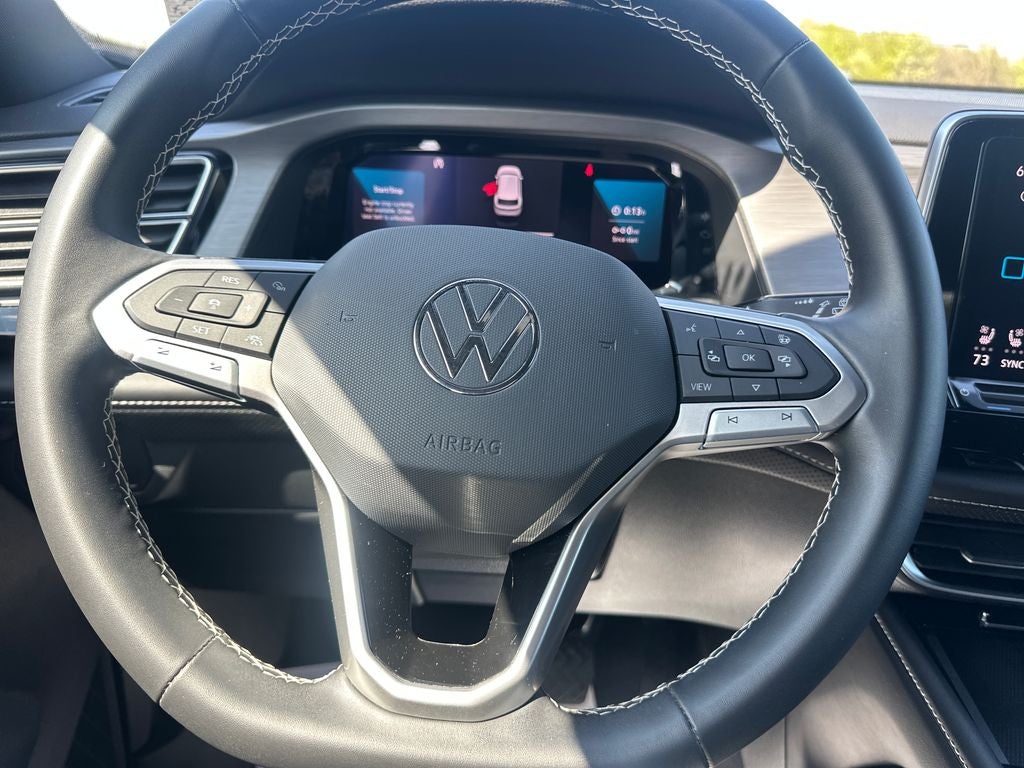 2024 Volkswagen Atlas Cross Sport 2.0T SE w/Technology
