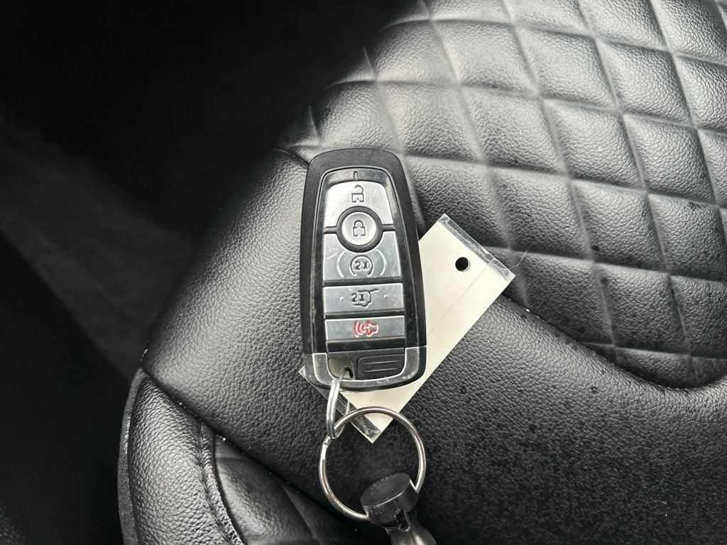 2023 Ford Edge Titanium