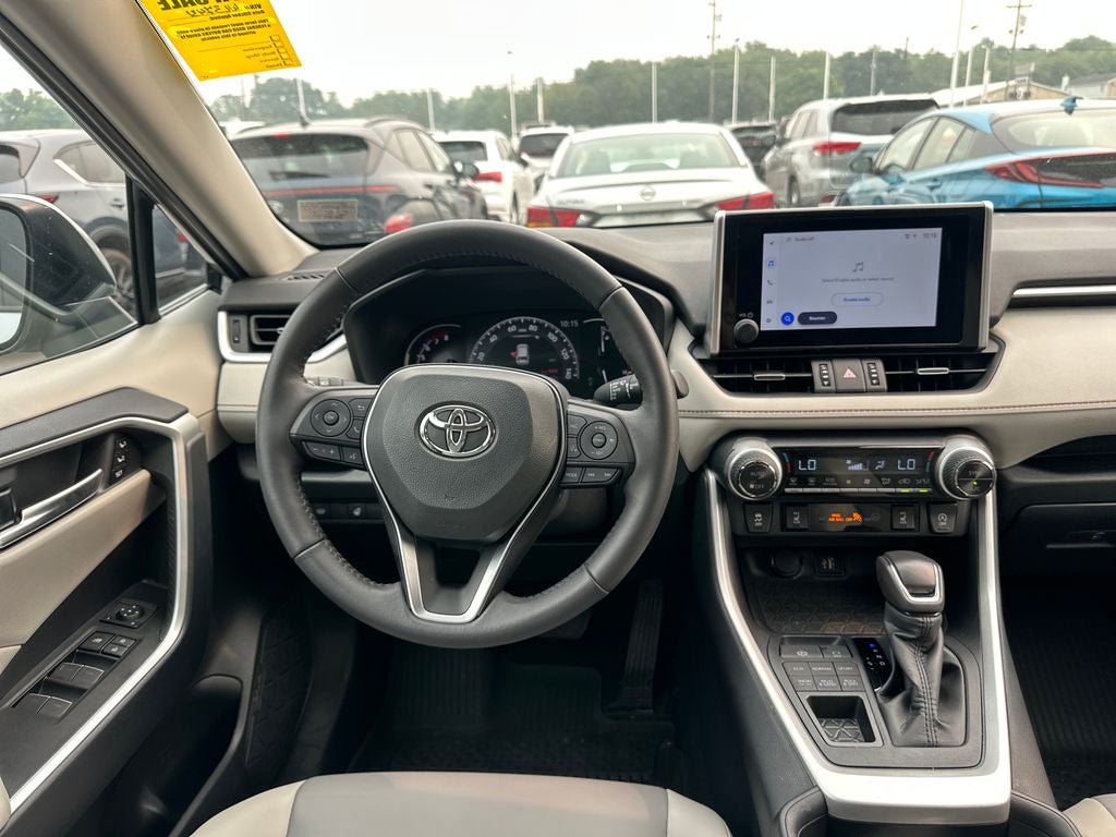 2025 Toyota RAV4 XLE Premium