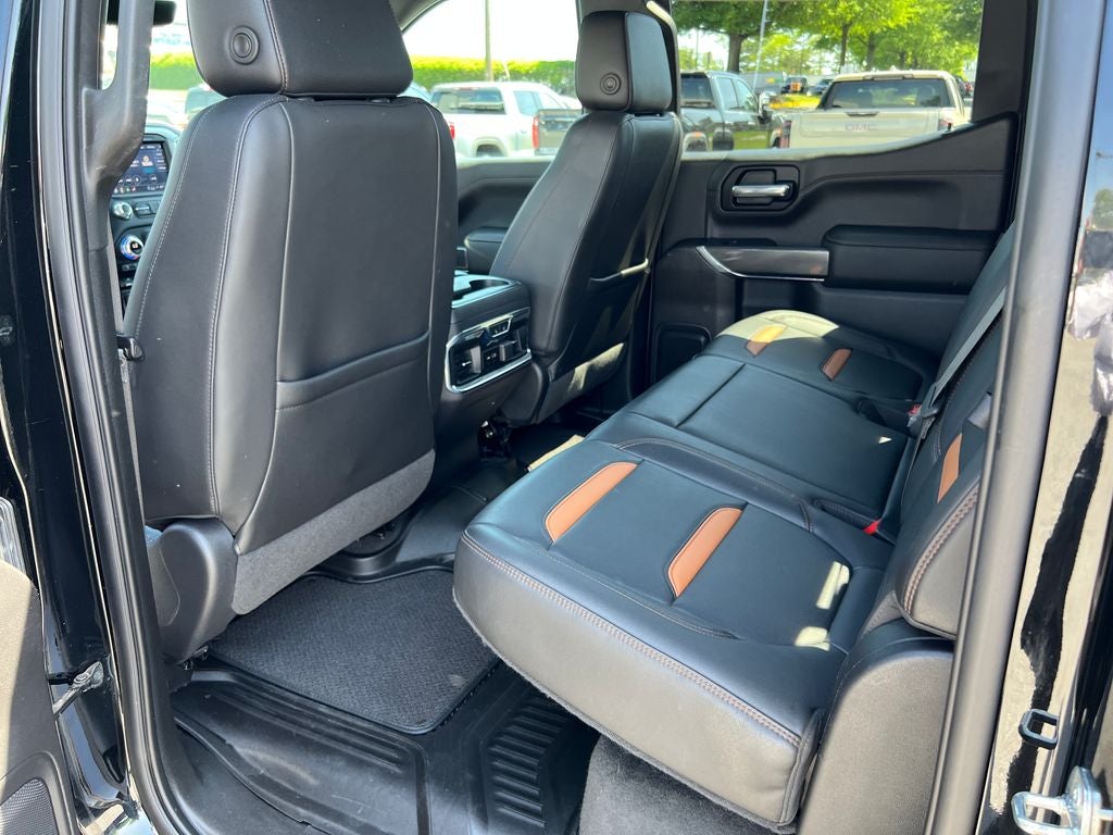 2021 GMC Sierra AT4