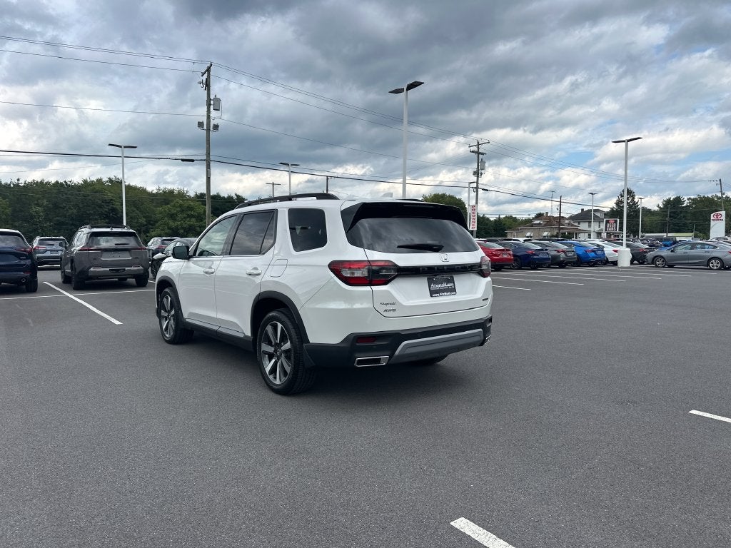 2025 Honda Pilot Touring