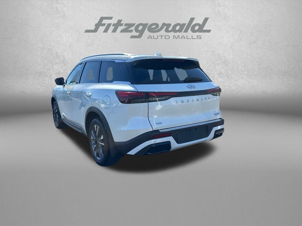 2023 INFINITI QX60 LUXE