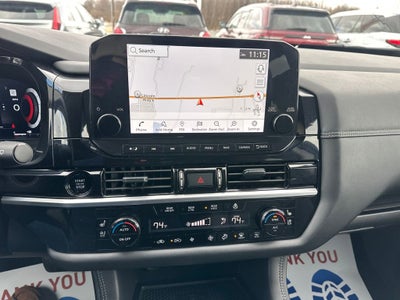 2025 Nissan Pathfinder Platinum