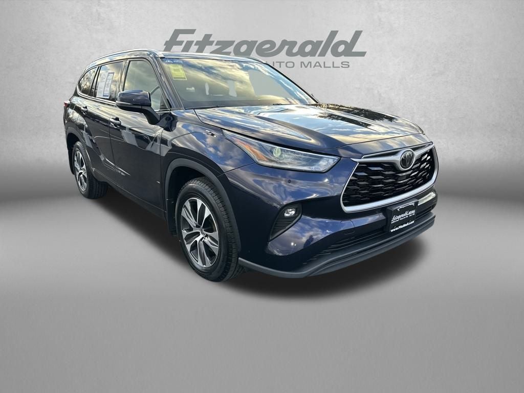 2021 Toyota HIGHLANDER XLE