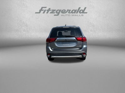 2017 Mitsubishi Outlander ES