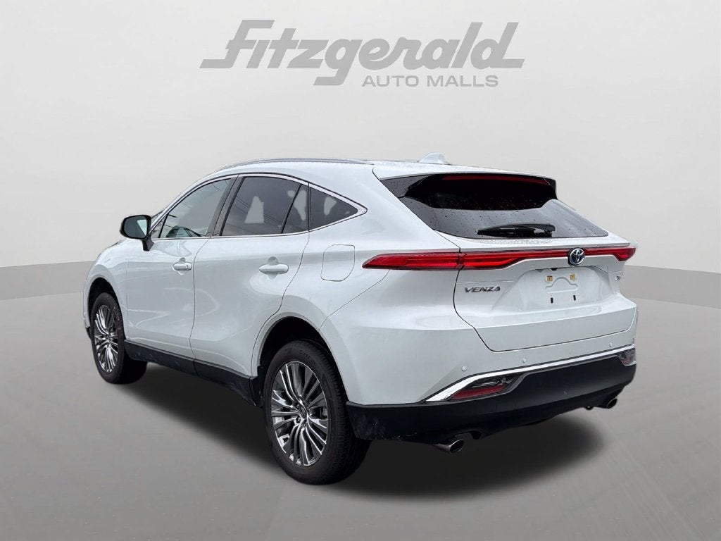 2023 Toyota Venza XLE