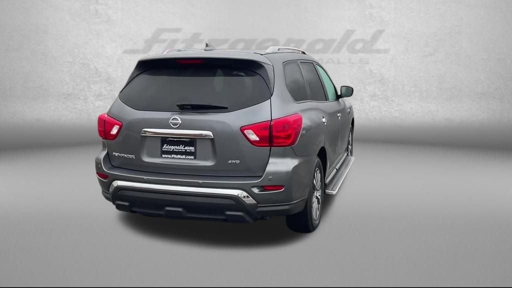 2019 Nissan Pathfinder S