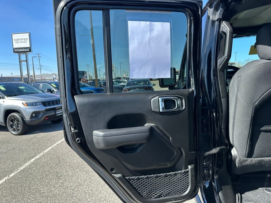 2022 Jeep Wrangler Unlimited Willys 4x4