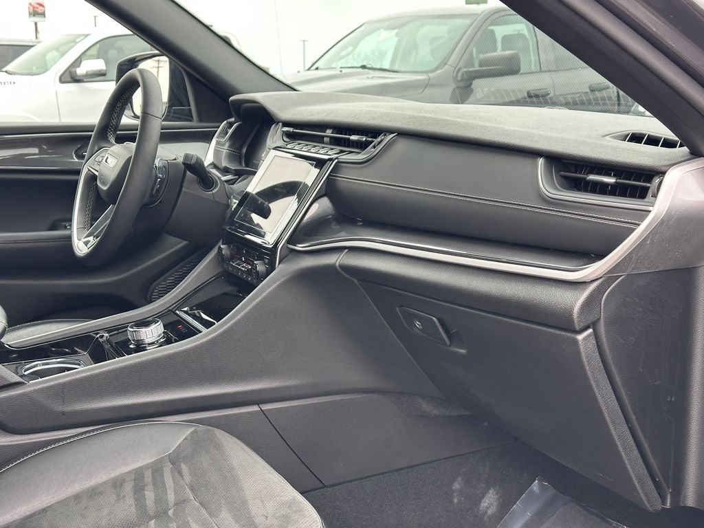 2023 Jeep Grand Cherokee L Altitude 4x4