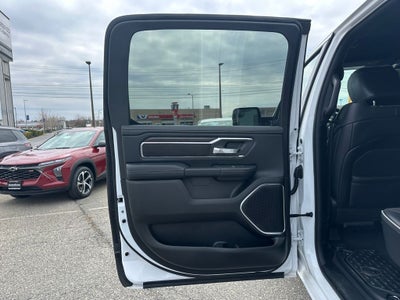 2026 RAM 1500 Laramie Crew Cab 4x4 5'7' Box