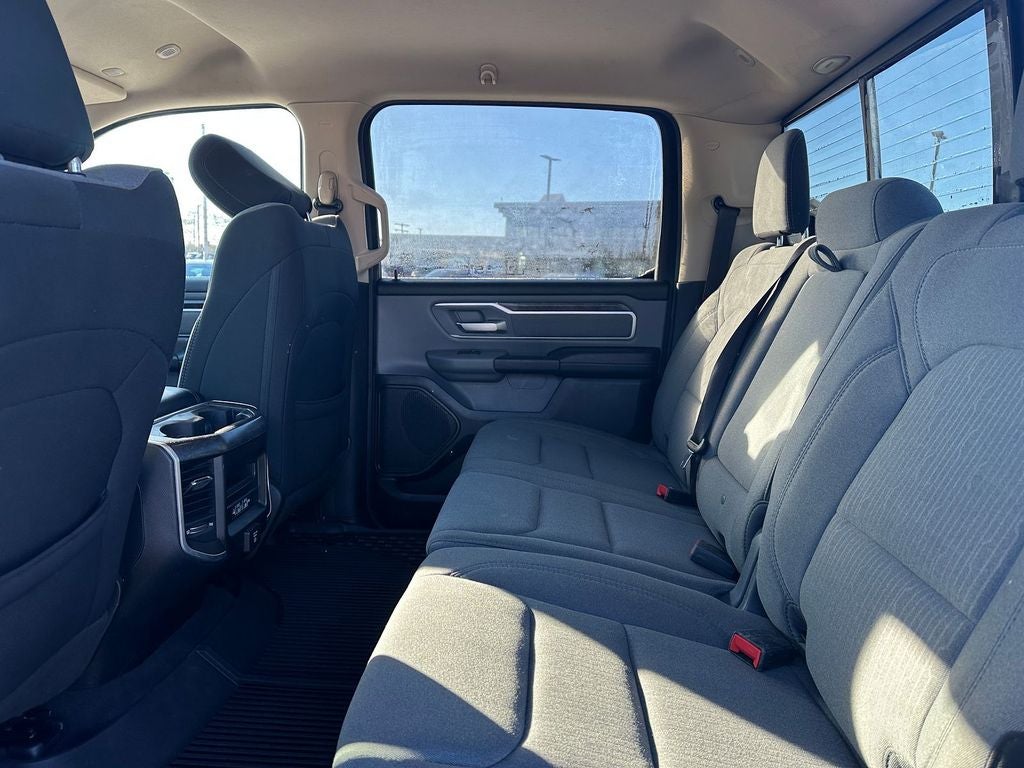 2020 RAM 1500 Big Horn Crew Cab 4x4 6'4' Box