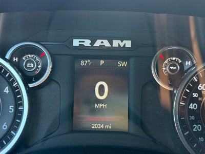 2023 RAM 1500 Tradesman Crew Cab 4x4 6'4' Box