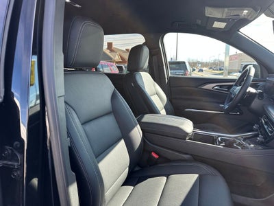 2025 Chevrolet Traverse AWD LT