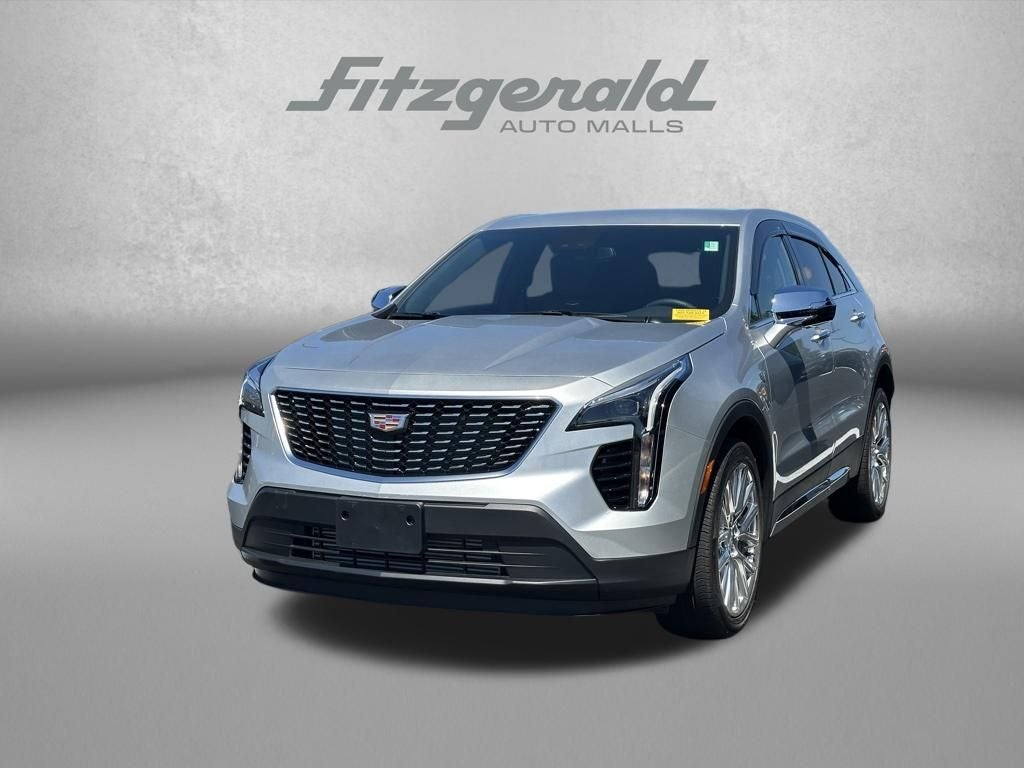 2022 Cadillac XT4 AWD Luxury