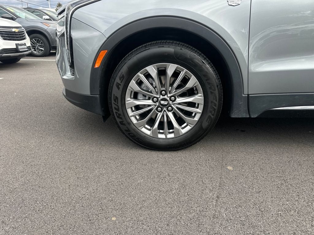 2024 Cadillac XT4 AWD Premium Luxury