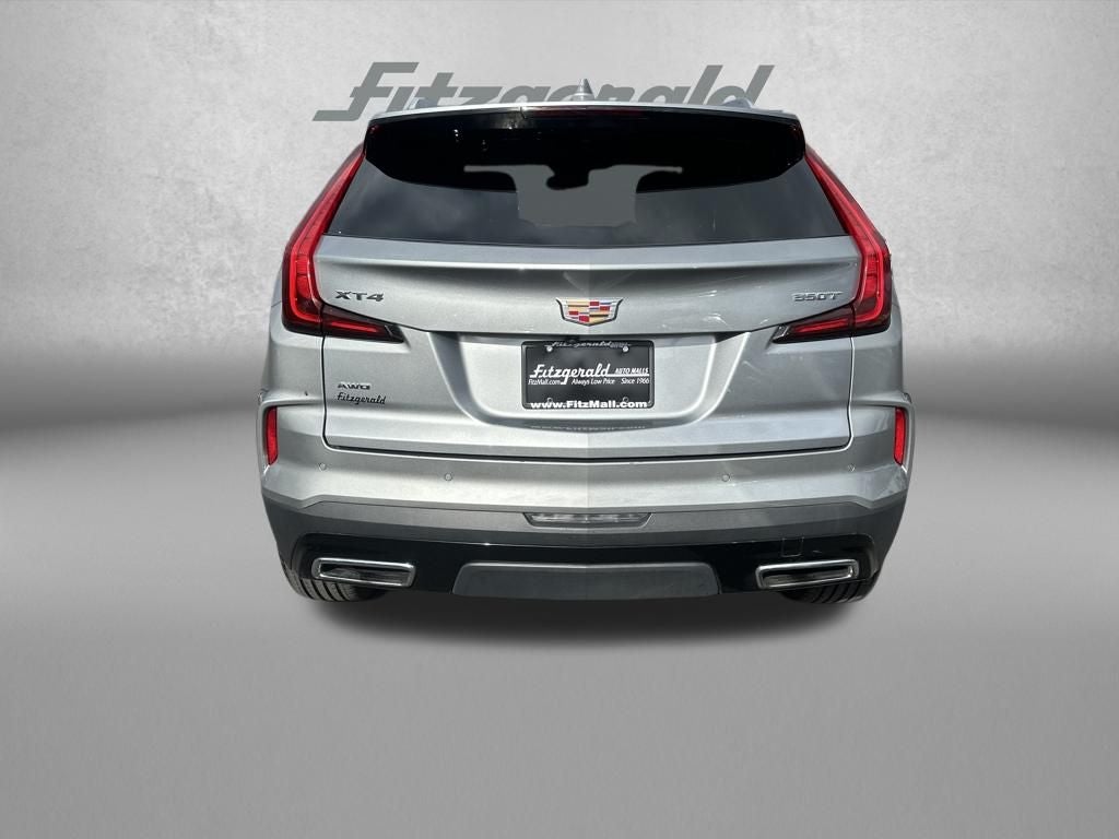 2024 Cadillac XT4 AWD Premium Luxury