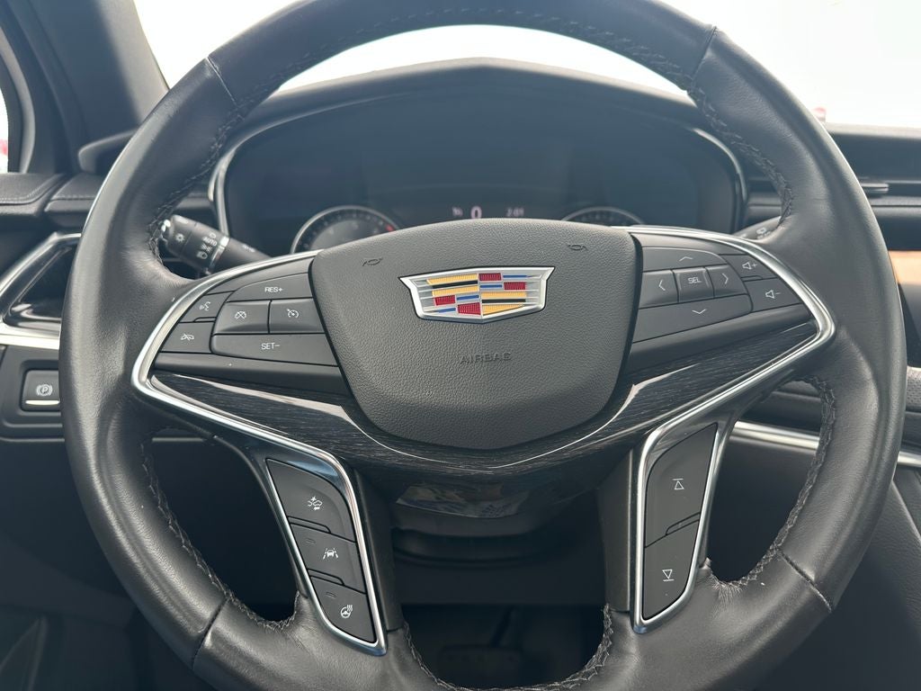 2022 Cadillac XT5 AWD Premium Luxury