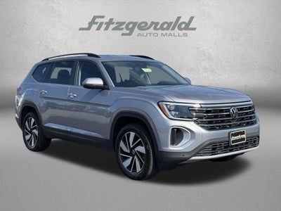 2026 Volkswagen Atlas SE with Technology