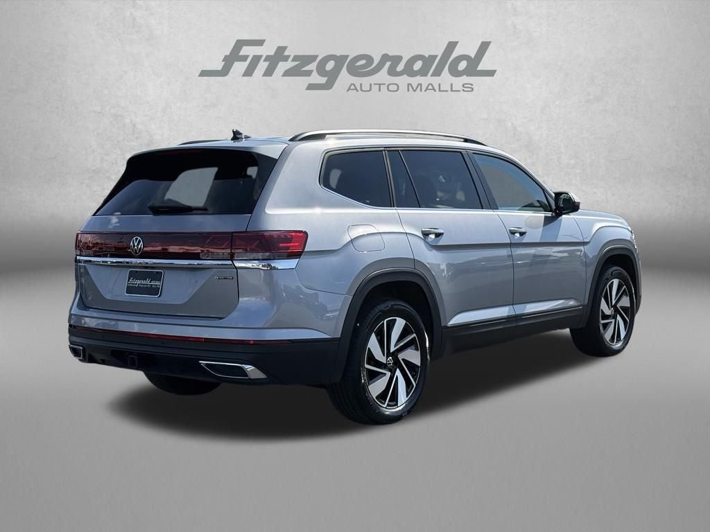 2026 Volkswagen Atlas SE with Technology