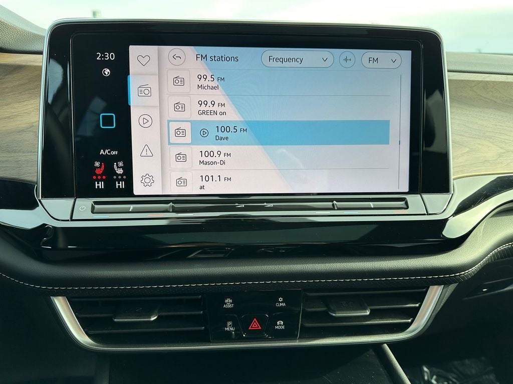 2024 Volkswagen Atlas 2.0T SE w/Technology