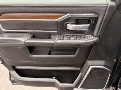 2024 RAM 3500 Laramie Crew Cab 4x4 8' Box