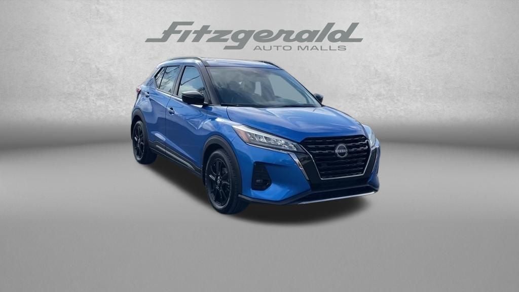 2023 Nissan Kicks SR