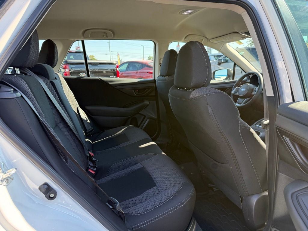 2025 Subaru Outback 2.5i