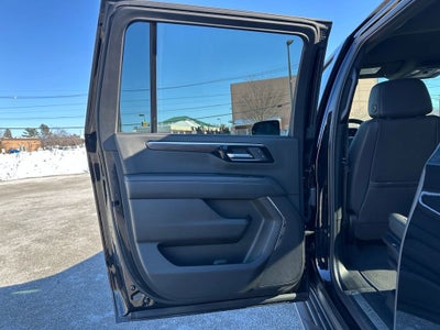 2025 Chevrolet Suburban LT