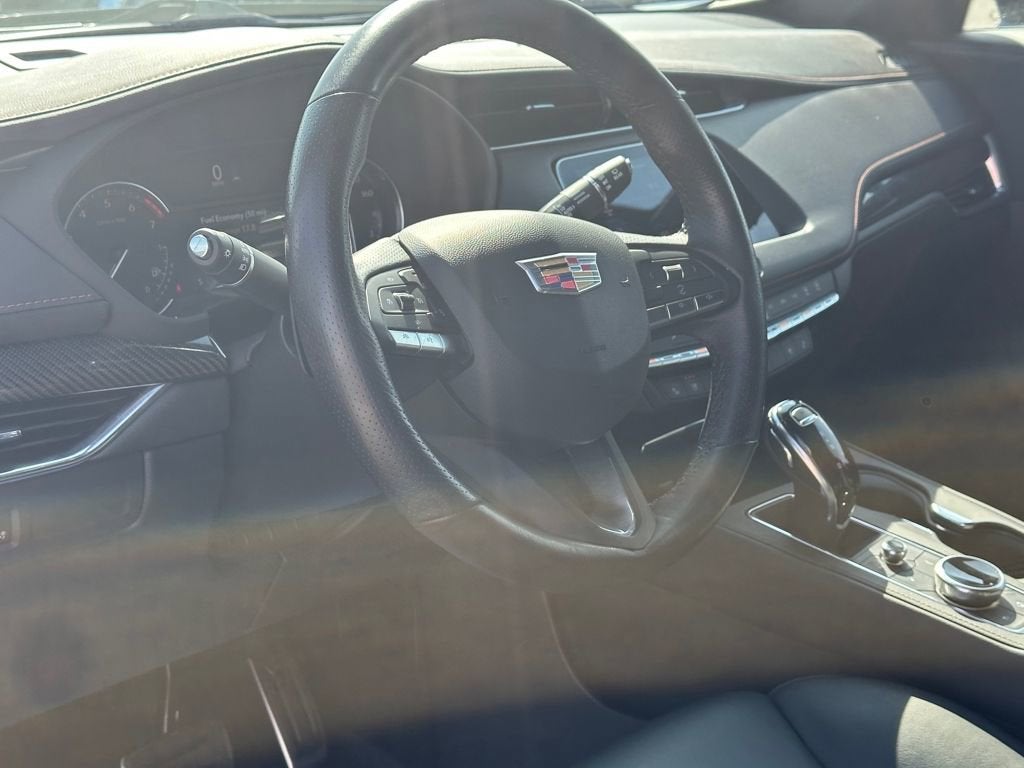 2023 Cadillac XT4 Sport