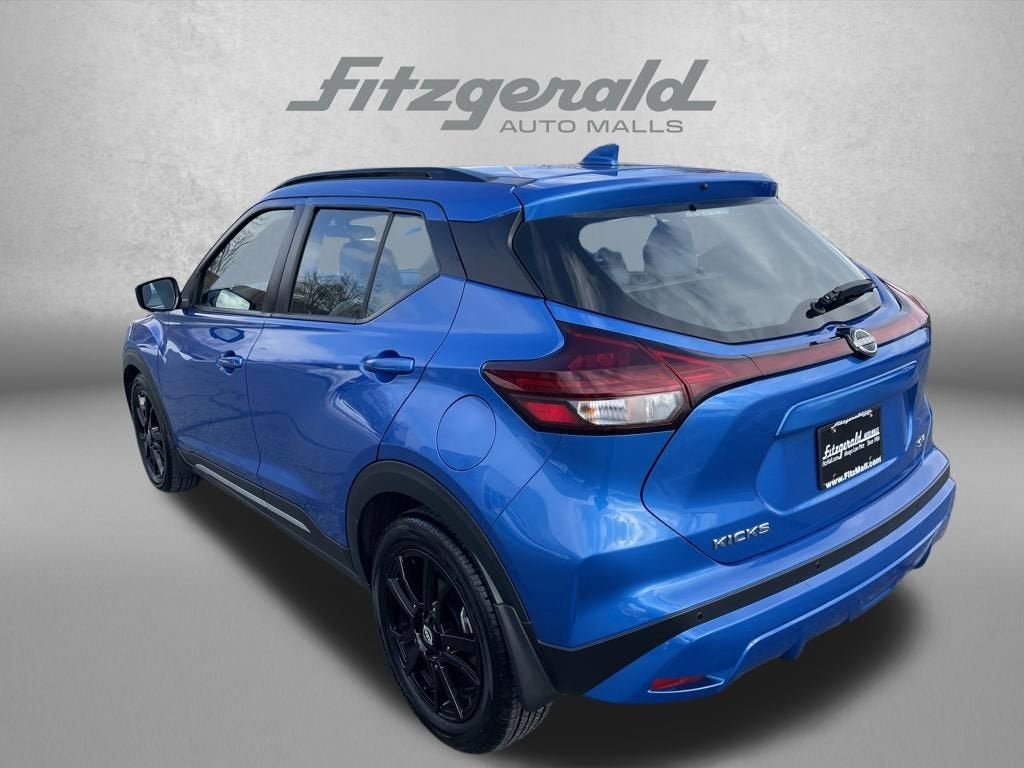 2023 Nissan Kicks SR Xtronic CVT