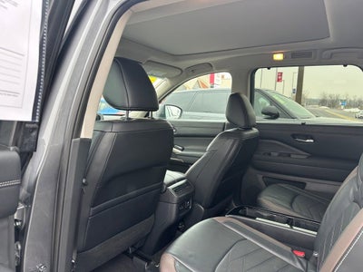 2023 Nissan Pathfinder Platinum 4WD