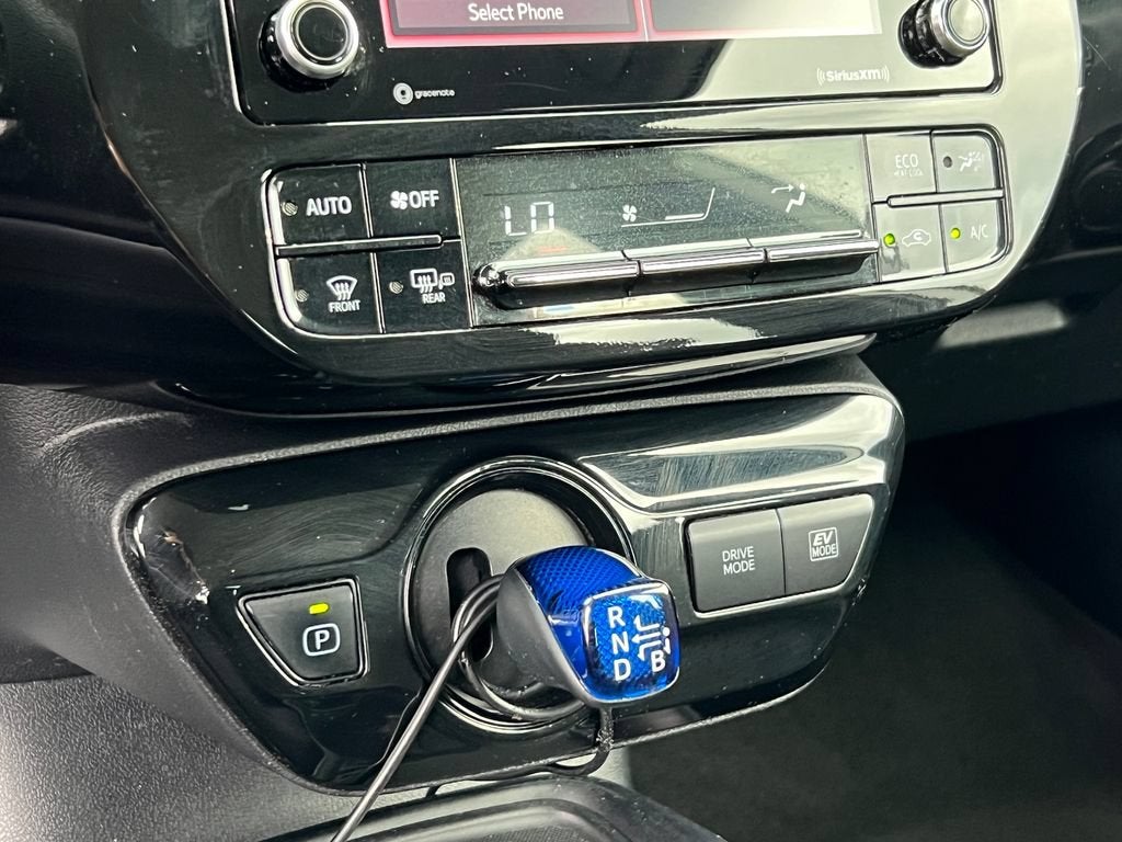 2022 Toyota Prius XLE