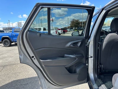 2025 Chevrolet Trax LS