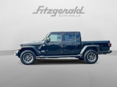 2022 Jeep Gladiator Overland