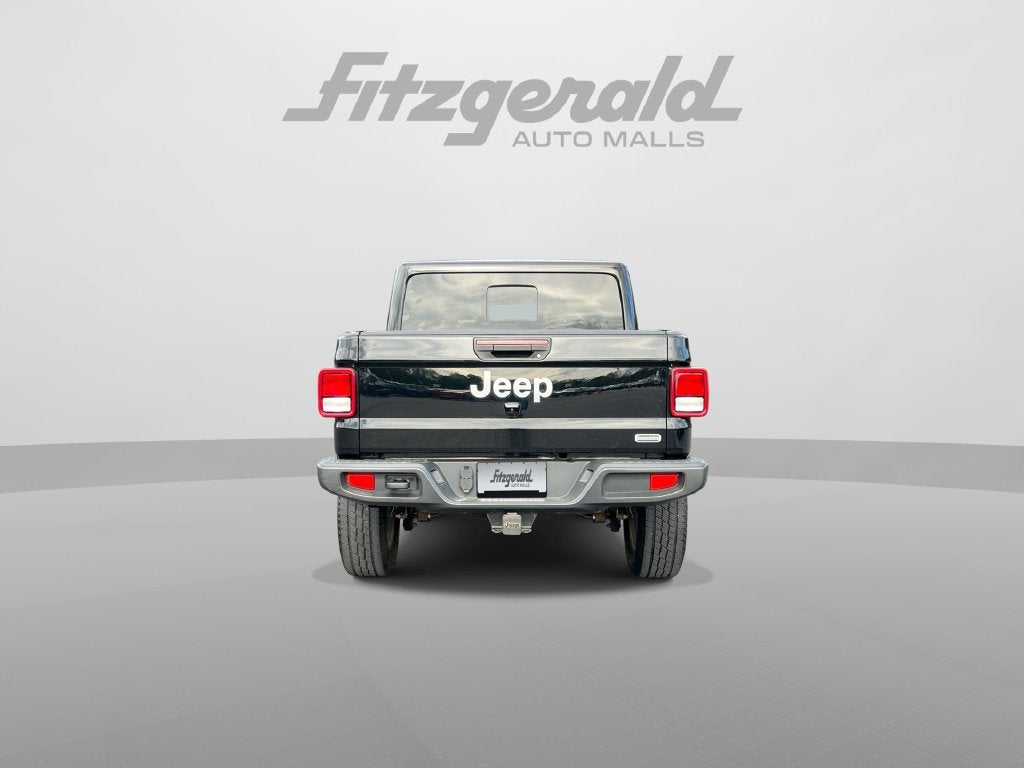 2022 Jeep Gladiator Overland