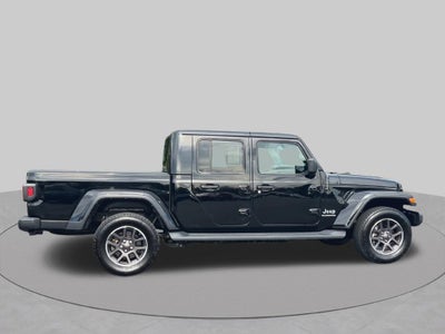 2022 Jeep Gladiator Overland