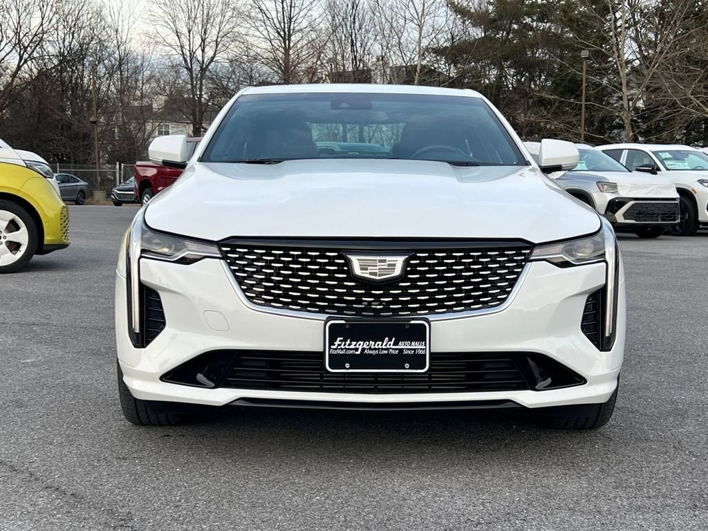 2023 Cadillac CT4 Luxury