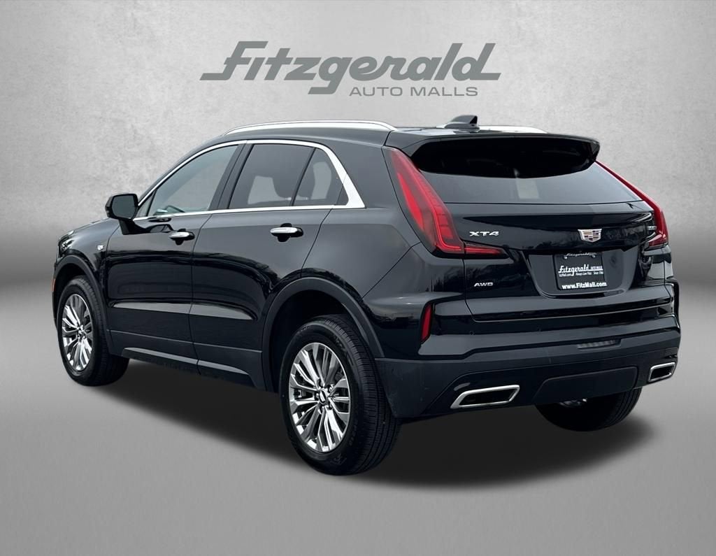2024 Cadillac XT4 Premium Luxury