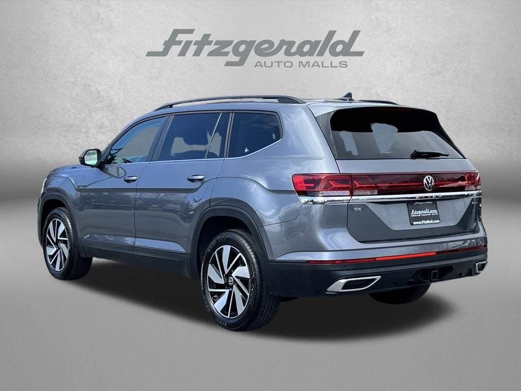 2025 Volkswagen Atlas 2.0T SE w/Technology
