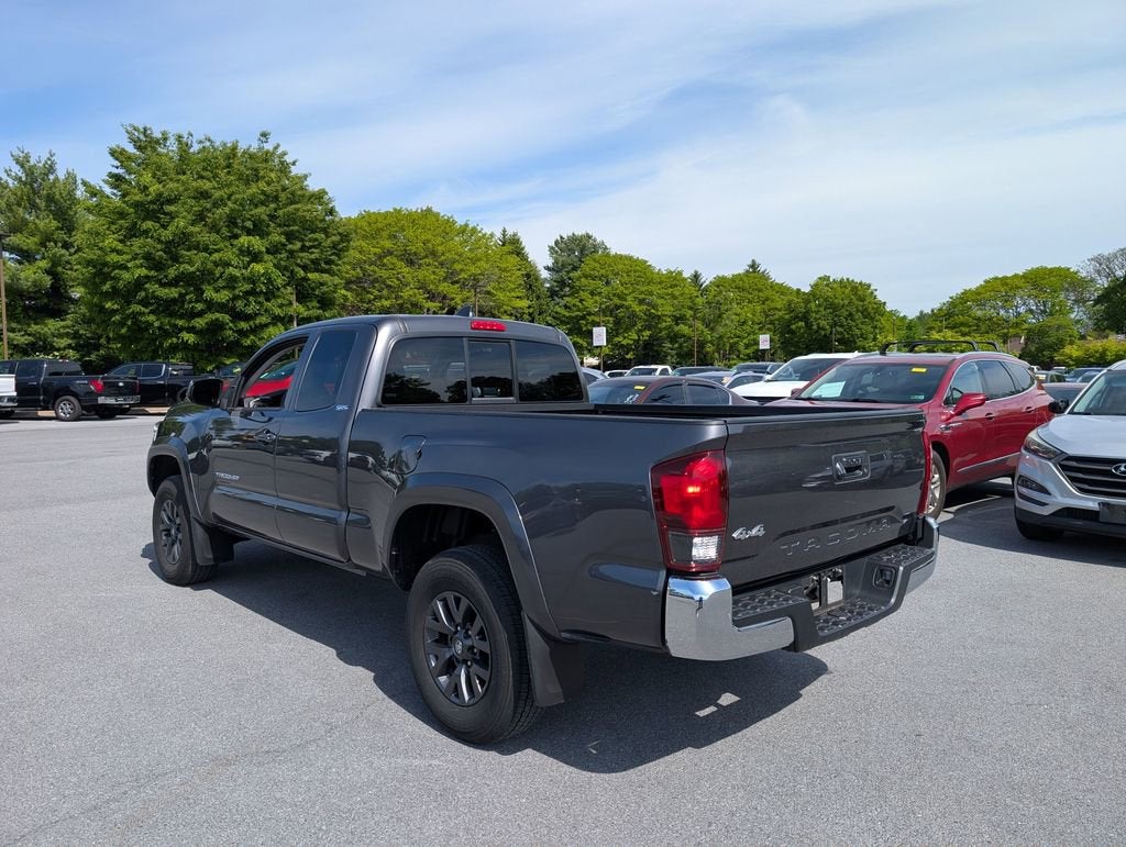 2022 Toyota Tacoma 4WD SR