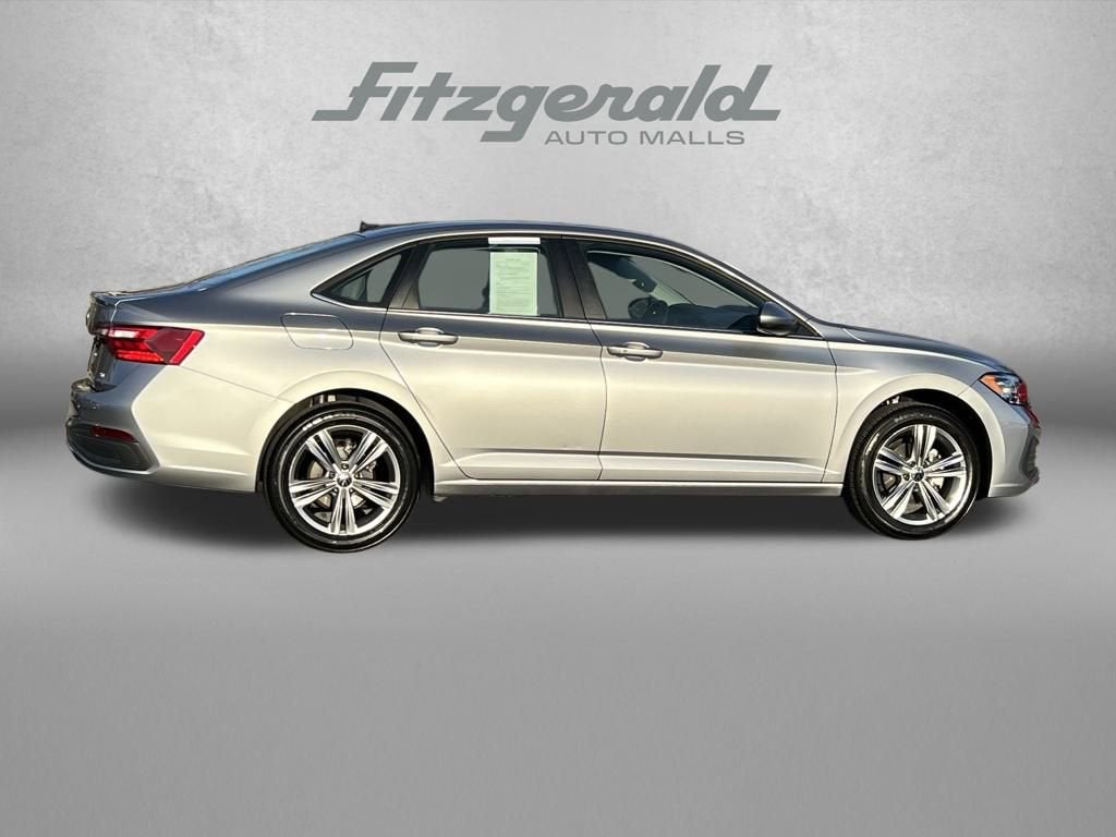 2024 Volkswagen Jetta SE