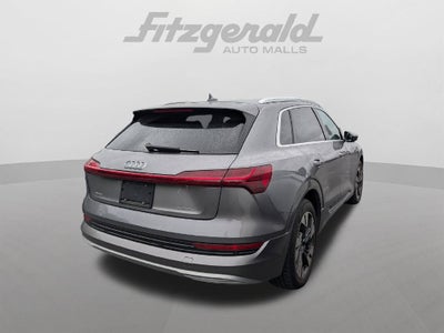 2021 Audi e-tron Premium Plus