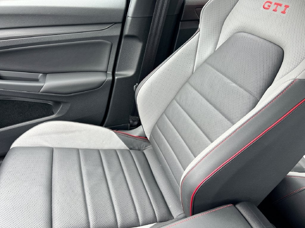 2024 Volkswagen Golf GTI 380 Autobahn