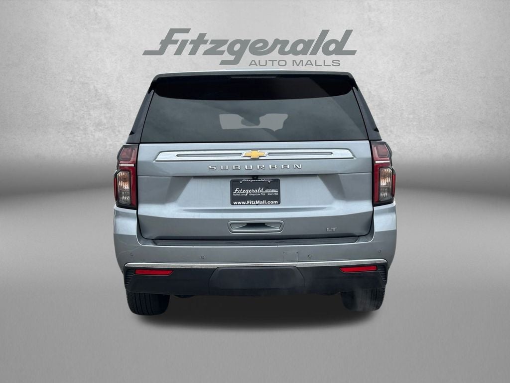 2024 Chevrolet Suburban LT