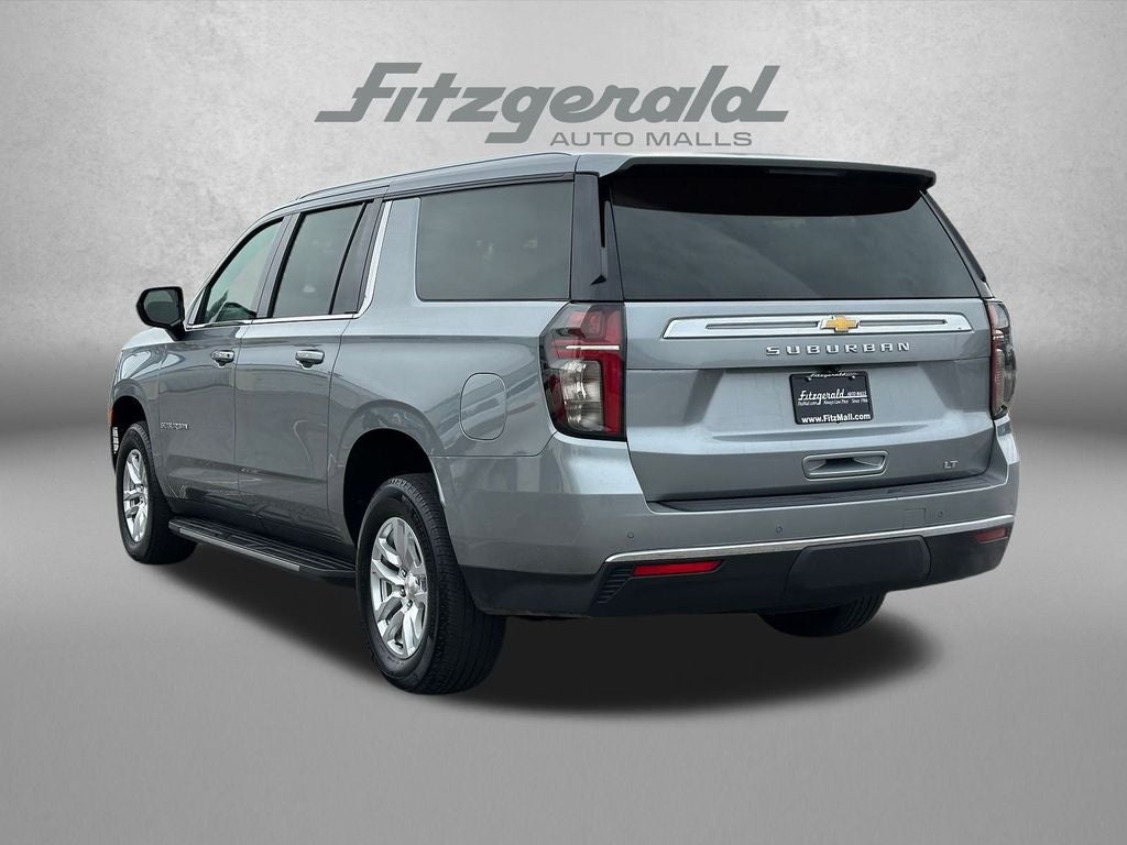 2024 Chevrolet Suburban LT